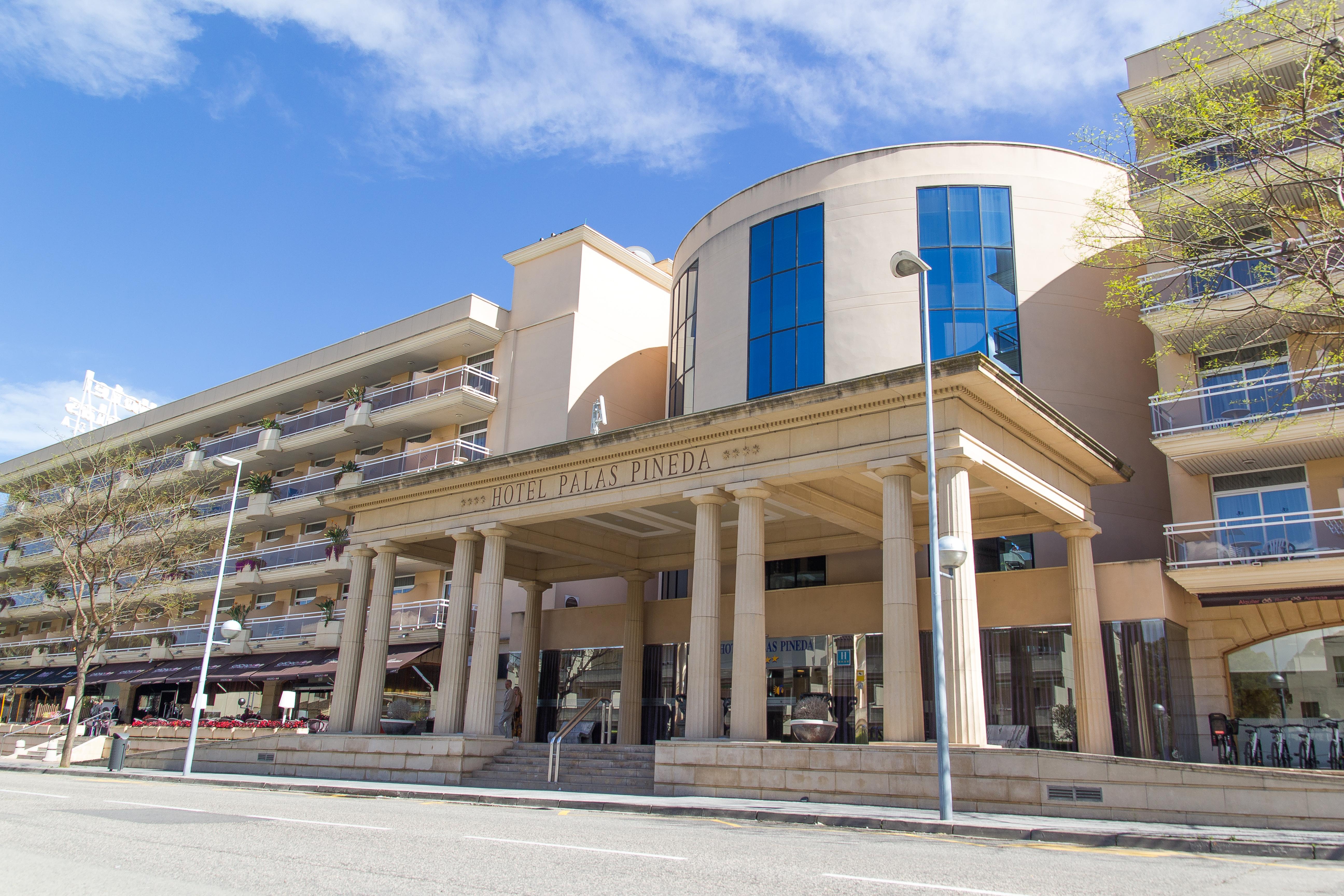 Palas Pineda Hotel La Pineda Exterior photo